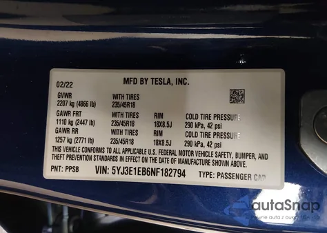 2022 Tesla Model 3 Long Range Dual Motor All-Wheel Drive z USA, uszkodzony, nr VIN 5YJ3E1EB6NF182794